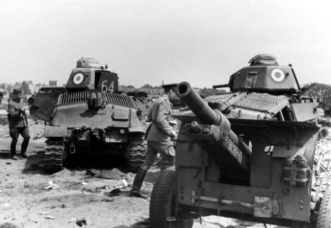 Tìm hiểu số phận của mẫu xe tăng Pháp siêu uy lực trong thế chiến 2 từng khiến xe tăng Đức phải khiếp sợ - Ảnh 4.