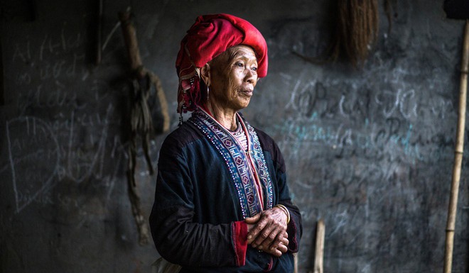 Những nét văn hóa truyền thống của các dân tộc thiểu số ở Việt Nam đẹp mê hồn qua ống kính nhiếp ảnh gia Pháp - Ảnh 6.