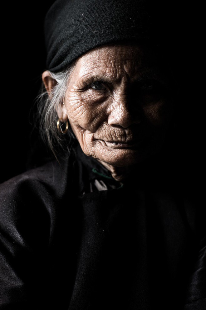 Những nét văn hóa truyền thống của các dân tộc thiểu số ở Việt Nam đẹp mê hồn qua ống kính nhiếp ảnh gia Pháp - Ảnh 7.
