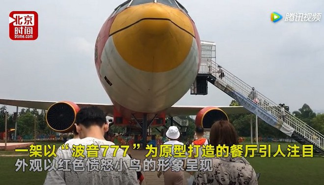 Đại gia Trung Quốc chi 1,5 triệu USD để sơn máy bay hình Angry Bird và mở nhà hàng, bảo tàng bên trong - Ảnh 2.