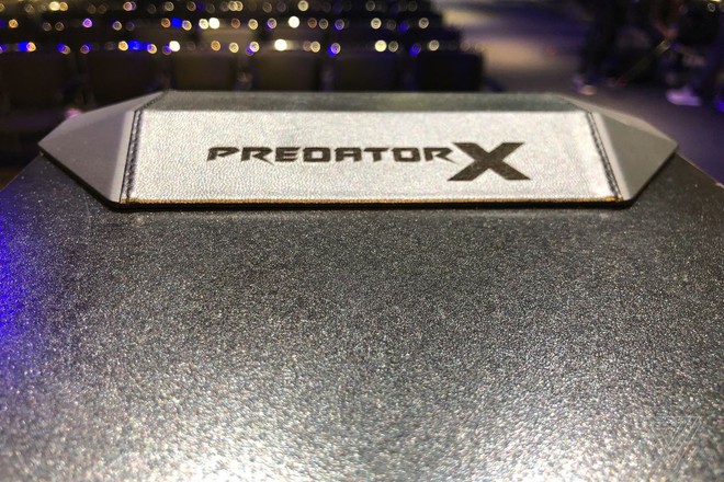 [IFA 2018] Acer trình làng gaming PC cực khủng Predator X: được trang bị 2 bộ xử lý Intel Xeon, 12 khe RAM - Ảnh 2.