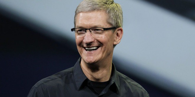 CEO Tim Cook bán 57,8 triệu USD cổ phiếu Apple, sau khi được nhận thưởng 125 triệu USD - Ảnh 1.