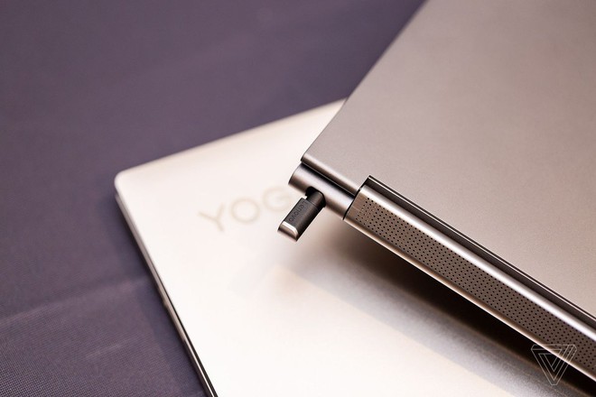 [IFA 2018] Laptop flagship mới của Lenovo Yoga C930 có cả dải loa và bút cảm ứng ở bản lề xoay 360 độ - Ảnh 3.
