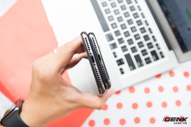 Trên tay mô hình iPhone X Plus đầu tiên tại VN và so sánh với iPhone X - Ảnh 14. Trên tay mô hình iPhone X Plus đầu tiên tại VN và so sánh với iPhone X - Ảnh 14.
