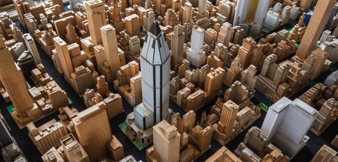 Choáng ngợp với mô hình thành phố mini siêu chi tiết được tạo nên bởi cụ ông 78 tuổi trong suốt hơn 65 năm - Ảnh 2.