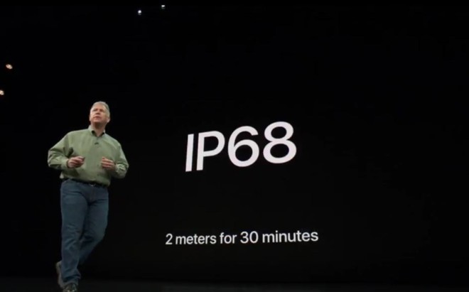 Chưa năm nào Apple lại khoe khả năng kháng nước của iPhone nhiều như năm nay - Ảnh 3.