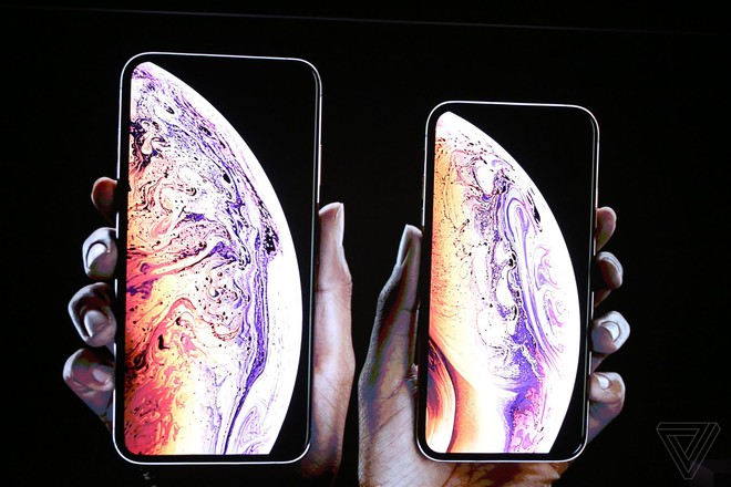 Apple ra mắt iPhone XS và iPhone XS Max: Hỗ trợ 2 SIM, chip A12 Bionic, bộ nhớ trong 512GB, chống nước IP68, thêm màu vàng, giá cao nhất 1449 USD - Ảnh 2.