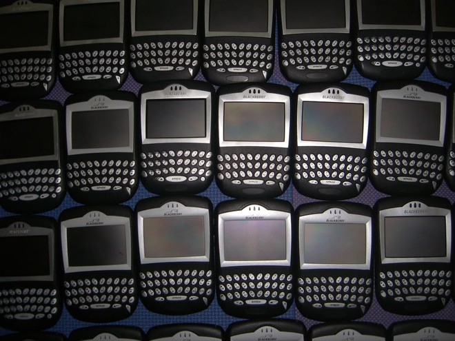 Ngược dòng thời gian: BlackBerry - Ông hoàng bàn phím bị lật đổ bởi đế chế cảm ứng - Ảnh 4.
