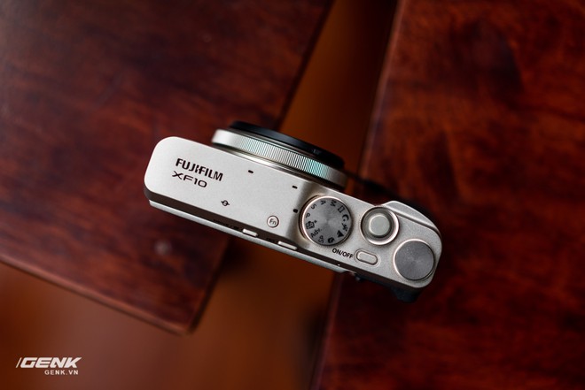 Trên tay máy ảnh compact cao cấp Fujifilm XF10: Bé và nhẹ nhưng vẫn sang - Ảnh 14.