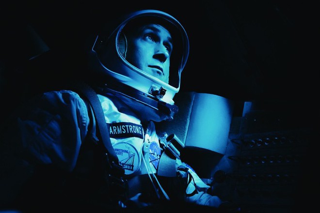 Vừa ra mắt, bộ phim tiểu sử Neil Armstrong hứng gạch vì thiếu cảnh cắm cờ - Ảnh 1.