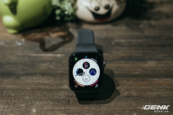 Trên tay Apple Watch Series 4 mới về Việt Nam: Thiết kế lột xác, tính năng sức khỏe hữu ích, giá từ 14 triệu đồng - Ảnh 3.