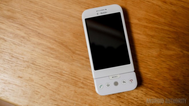 Bạn có biết đây chính là chiếc smartphone Android đầu tiên trên thế giới? - Ảnh 7.