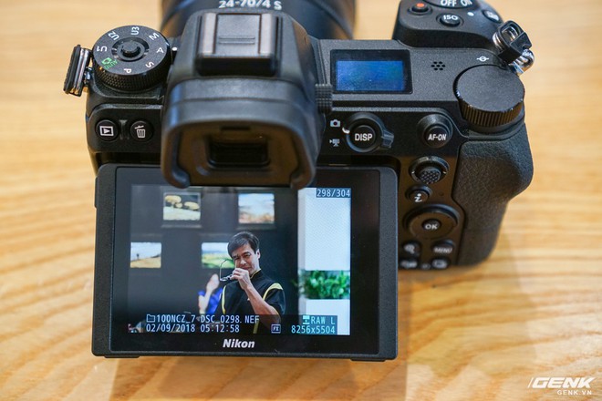 Trên tay nhanh hàng nóng Z7 - Chiếc máy ảnh không gương lật Full-frame đầu tiên của Nikon - Ảnh 13.