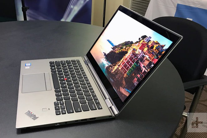  Lenovo ThinkPad X1 Yoga 