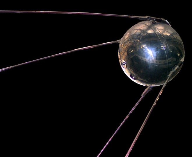  Vệ tinh Sputnik. 