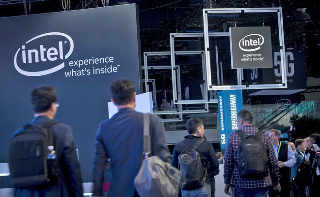 Intel: Sau khi fix lỗ hổng Spectre/Meltdown máy tính của bạn sẽ chậm đi tới 10% - Ảnh 1.