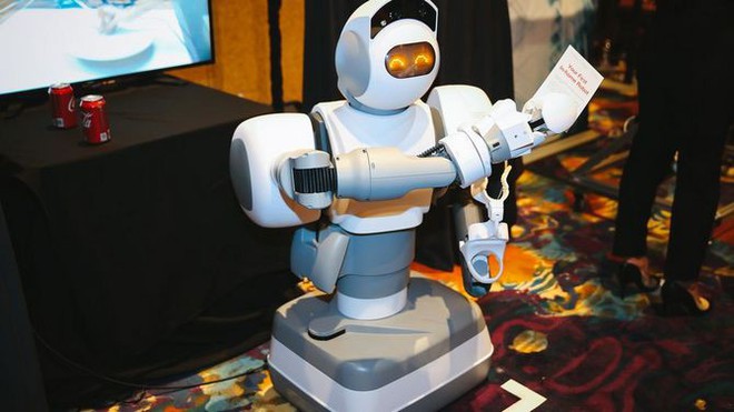 Điểm danh những mẫu robot ấn tượng nhất tại triển lãm CES 2018 - Ảnh 2.