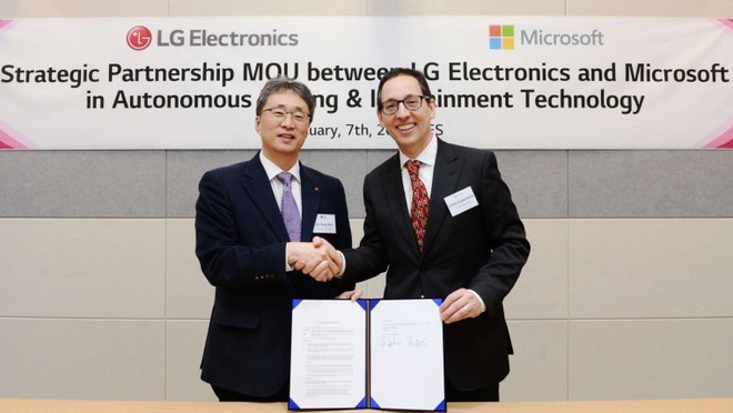 Microsoft và LG ký ghi nhớ cùng phát triển công nghệ ô tô - Ảnh 1.