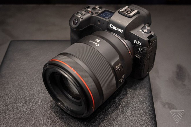 Canon xác nhận đang phát triển máy ảnh không gương lật full-frame có khả năng quay video 8K - Ảnh 1.