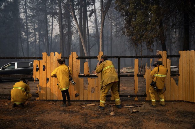 Tình bạn thử lửa: Những nhiếp ảnh gia nơi tiền tuyến địa ngục lửa - Ảnh 15.