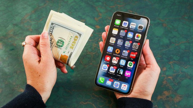 Đã tìm ra lý do khiến bạn phải trả quá nhiều tiền cho những chiếc smartphone, không phải tại Apple hay Samsung - Ảnh 1.
