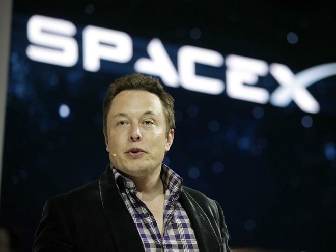 SpaceX sa thải 10% nhân viên, chuẩn bị cho giai đoạn cực kỳ khó khăn - Ảnh 1.