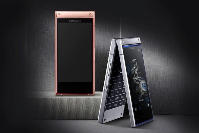 Chính dòng điện thoại nắp gập xa xỉ của Samsung đã mở đường cho smartphone màn hình gập Galaxy F - Ảnh 1.