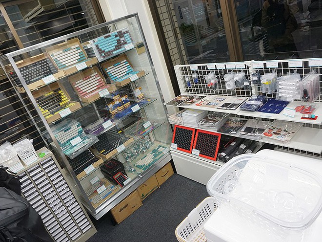 Khám phá cửa tiệm được coi là thiên đường cho dân ghiền phím cơ DIY Nhật Bản - Ảnh 3.
