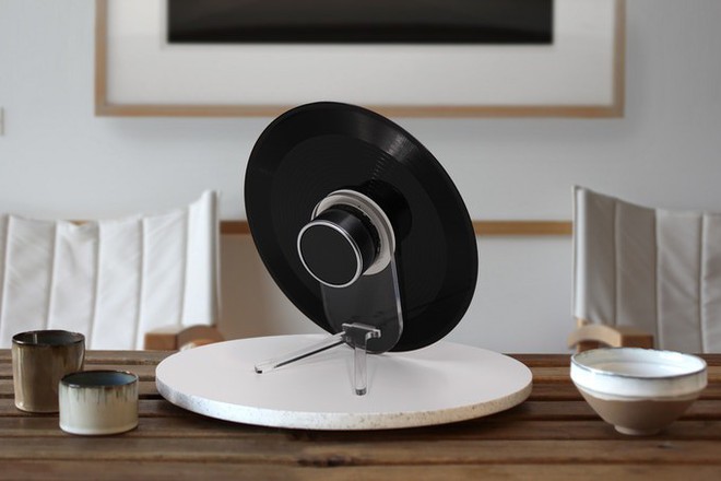 Đĩa nhựa Vinyl giờ cũng biến thành loa Bluetooth được, âm thanh trong trẻo, bass đầy đặn mà còn được tiếng bảo vệ môi trường - Ảnh 3.