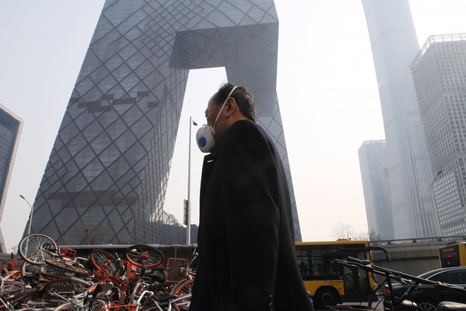 Nghiên cứu cho thấy: Không khí ô nhiễm khiến người Trung Quốc cảm thấy không vui, dễ bột phát hành vi tiêu cực - Ảnh 1.