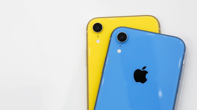 Intel vừa cho thấy doanh số iPhone của Apple có thể sụt giảm nhiều đến mức nào - Ảnh 2.