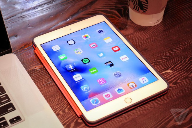 iOS 12.2 beta tiết lộ iPad thế hệ tiếp theo và iPad mini sẽ không được trang bị Face ID - Ảnh 1.