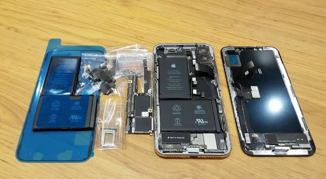 Anh chàng YouTuber tự chế một chiếc iPhone X từ linh kiện Trung Quốc mua ngoài chợ, chi phí chỉ 500 USD - Ảnh 7.