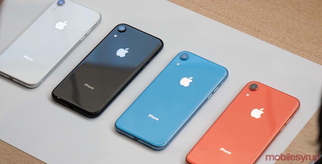 WSJ: Từng được hy vọng là cánh buồm nhưng cuối cùng iPhone XR lại biến thành lỗ thủng làm đắm con thuyền Apple - Ảnh 1.