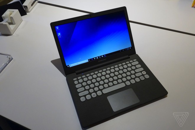 [CES 2019] Không còn cheap nữa, Notebook 9 Pro của Samsung trông không hề thua kém laptop cao cấp nào - Ảnh 10.