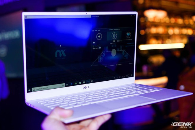 [CES 2019] Dell công bố laptop siêu mỏng XPS 13 (2019): Webcam cuối cùng cũng trở lại đúng vị trí! - Ảnh 1.