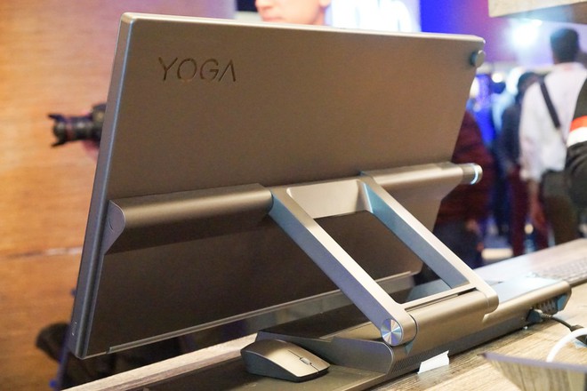 Cạnh tranh với Microsoft Surface Studio 2, Lenovo ra mắt Yoga A940: Chip thế hệ 8, giá rẻ hơn đáng kể - Ảnh 2.