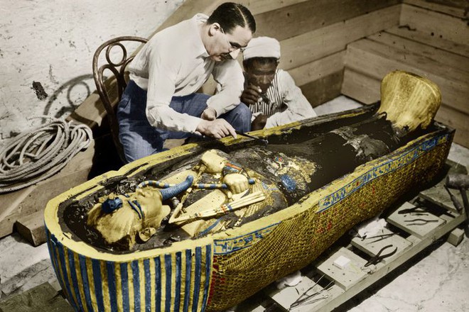 Mysterious deaths after opening the tomb of Pharaoh Tutankhamun - Photo 5.