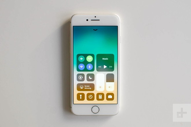 Thông tin rò rỉ về iPhone SE 2 tiếp tục bị lộ: Kiểu dáng như iPhone 8 nhưng phần cứng lại mạnh như iPhone 11? - Ảnh 1.