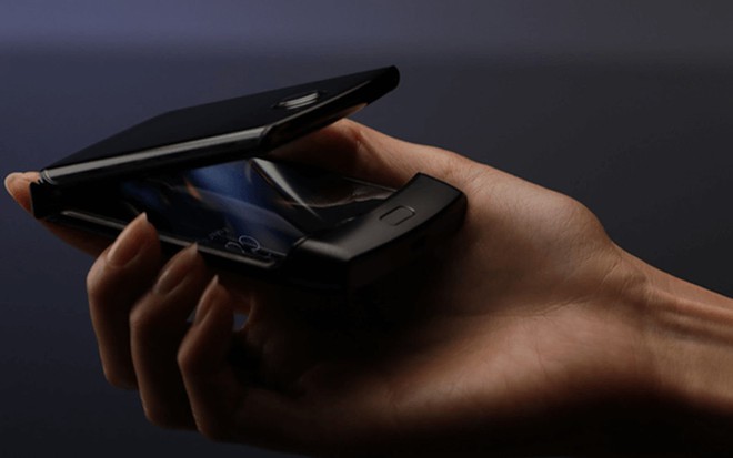 Smartphone màn hình gập Motorola RAZR lộ hình ảnh chính thức - Ảnh 3.