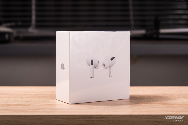 Trải nghiệm AirPods Pro: Thiết kế in-ear, chống ồn chủ động, chất âm vượt trội so với AirPods thường - Ảnh 1.