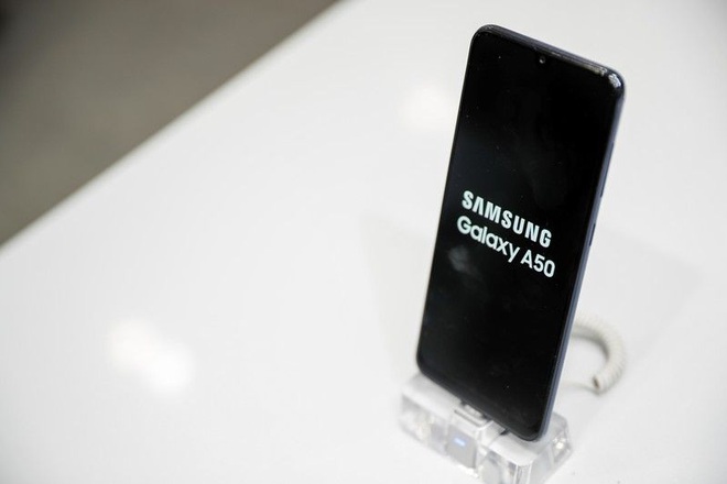 Thuê công ty ODM Trung Quốc để sản xuất smartphone giá rẻ - chiến lược con dao 2 lưỡi của Samsung - Ảnh 5.