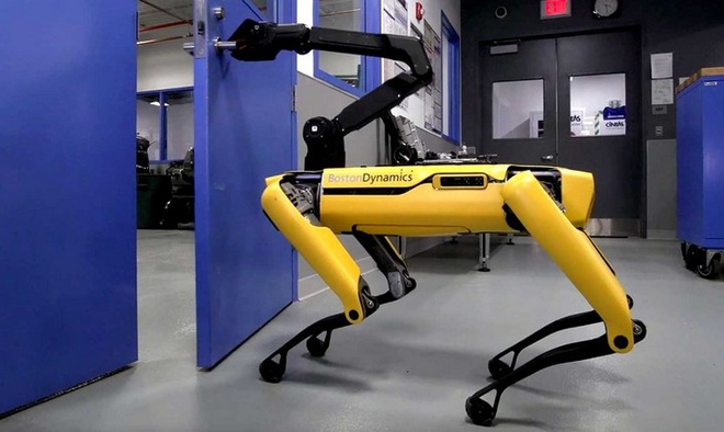 Chó robot của Boston Dynamics lần đầu tham gia vào biệt đội phá bom của cảnh sát Mỹ - Ảnh 3.