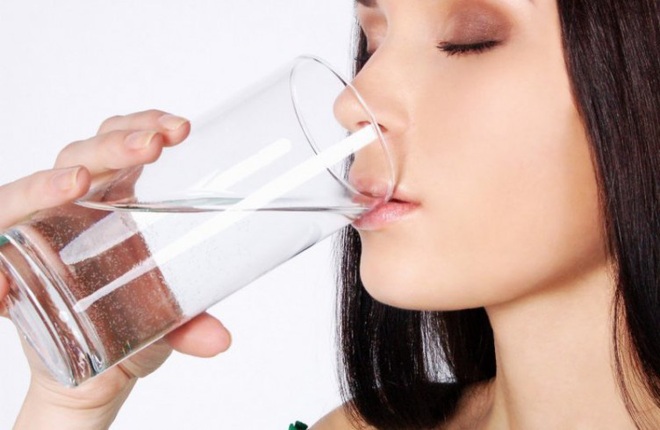Bạn có biết: Uống nước cũng có thể giúp giảm cân hiệu quả - Ảnh 1.