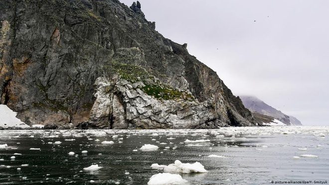 Do ảnh hưởng của biến đổi khí hậu, Bắc Cực sắp trở thành nhân tố gây biến đổi khí hậu mới - Ảnh 1.