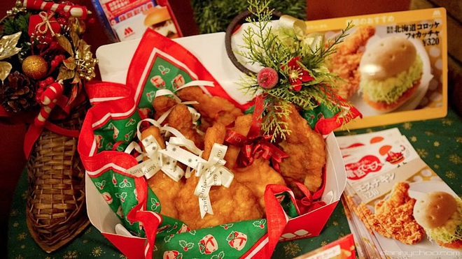 Tại sao người Nhật lại chuộng ăn KFC vào dịp Giáng sinh? Nhờ một sáng kiến đúng thời điểm từ hàng chục năm về trước - Ảnh 4.