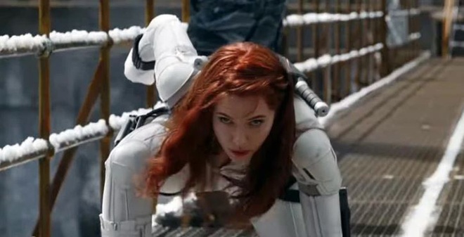 Fan Marvel phát cuồng sau trailer Black Widow: Góa phụ đen đổi gió mặc đồ trắng kìa bà con ơi! - Ảnh 1.