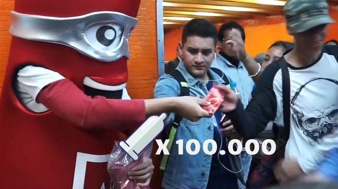 Mexico phát miễn phí 100.000 bao cao su để người dân vui Lễ Tình nhân một cách an toàn - Ảnh 1.