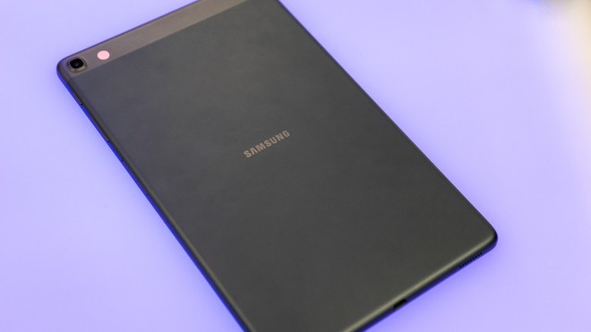 Samsung Galaxy Tab A 10.1 (2019) ra mắt: Thiết kế kim loại, màn hình TFT, RAM 2GB, chạy sẵn Android 9 Pie, giá từ 5.5 triệu đồng - Ảnh 2.