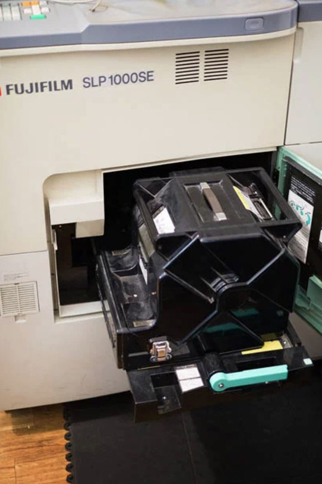 Tìm hiểu quá trình tráng rửa và scan ảnh film 35mm tại các phòng lab - Ảnh 17.